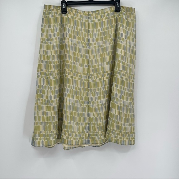 Talbots Woman green pastel pure silk lined skirt Size 20W A-line Back Zip - Picture 9 of 9